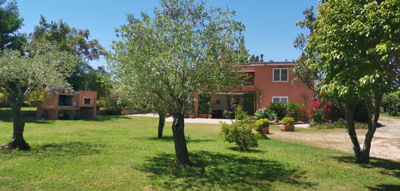 La Casa nel Parco by Family Holiday Sardinia Siniscola Exterior foto