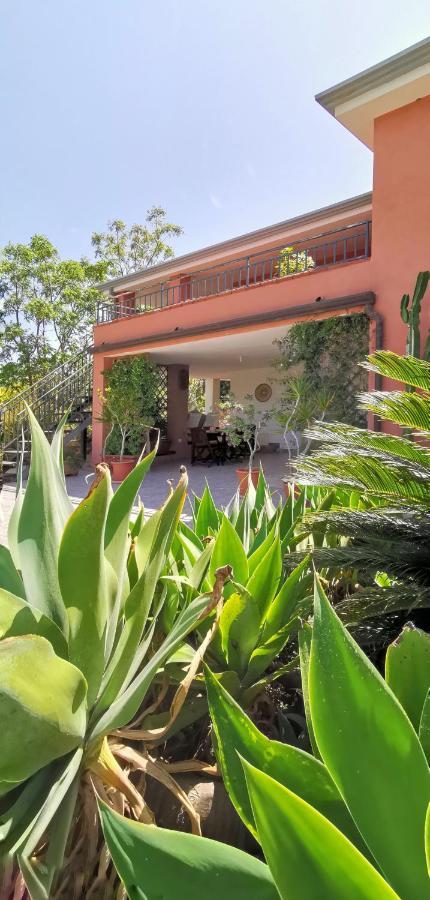 La Casa nel Parco by Family Holiday Sardinia Siniscola Exterior foto